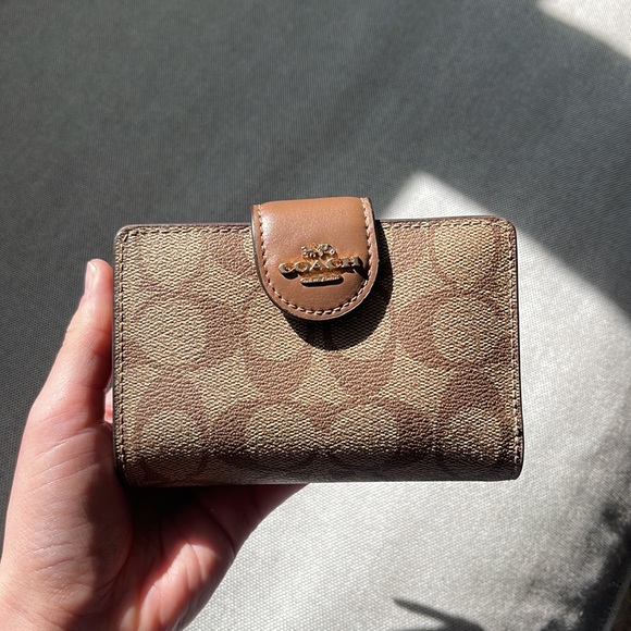 Coach Wallet - Picture 2 of 7